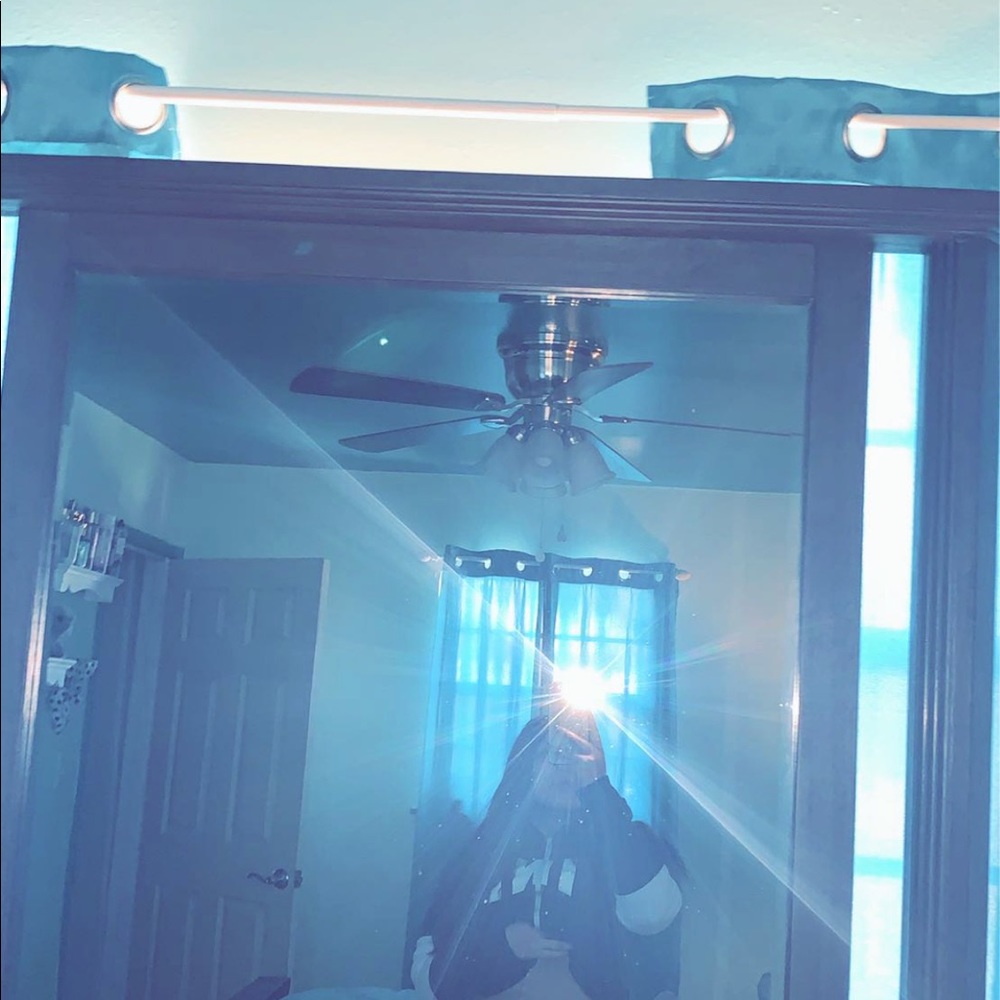 Meet your Posher, Lizzieee